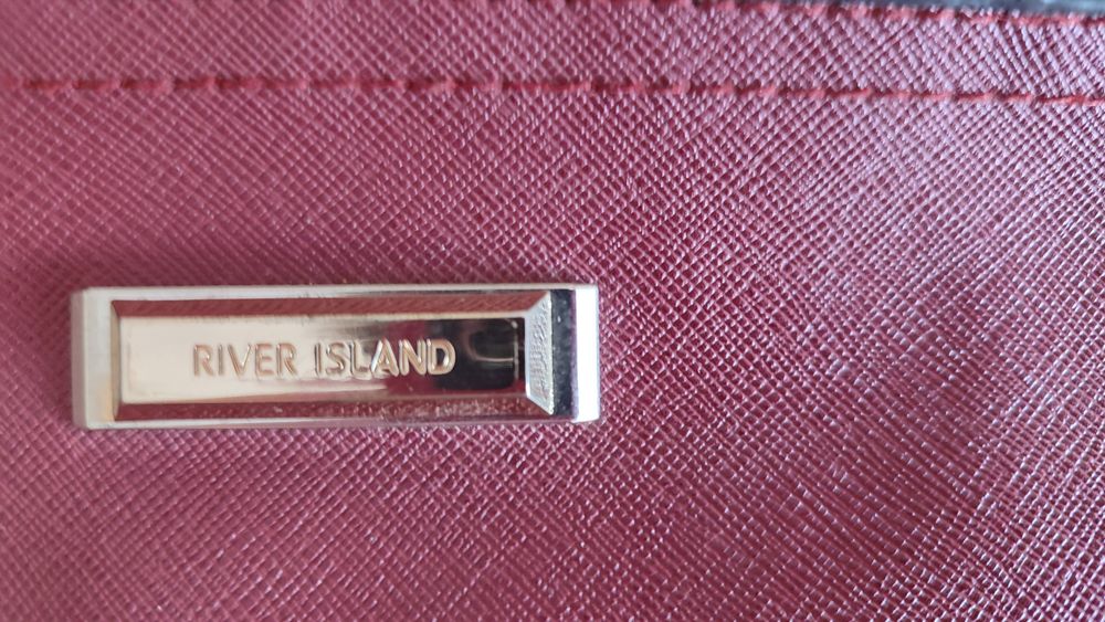 Сумка жіноча червоного кольору