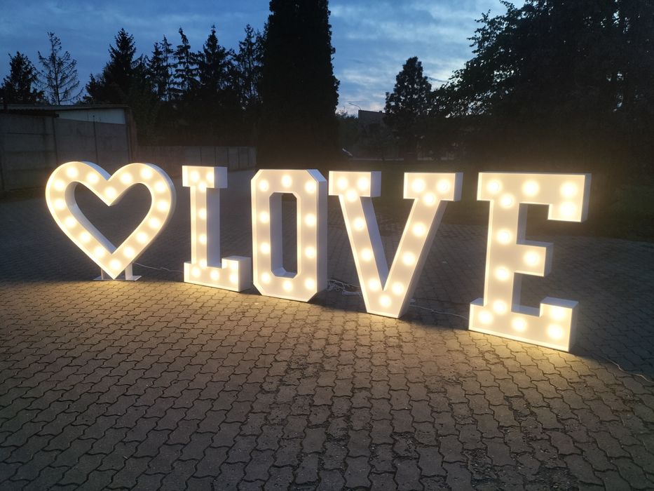 Cyfry 18 osiemnastka podświetlana żarówkami LED 3D