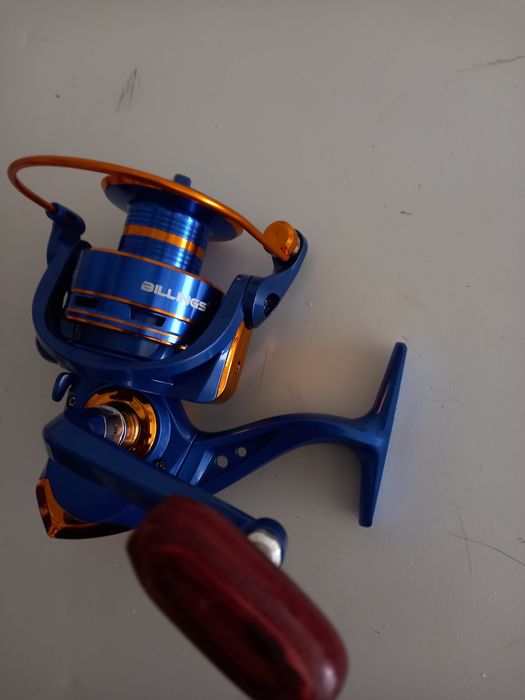 Cana de pesca Albatroz com carreto Novo.