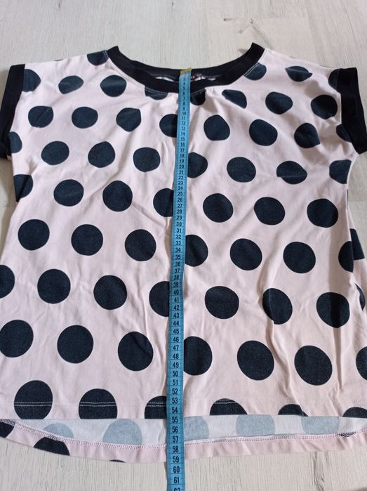 Damska bluzka w grochy