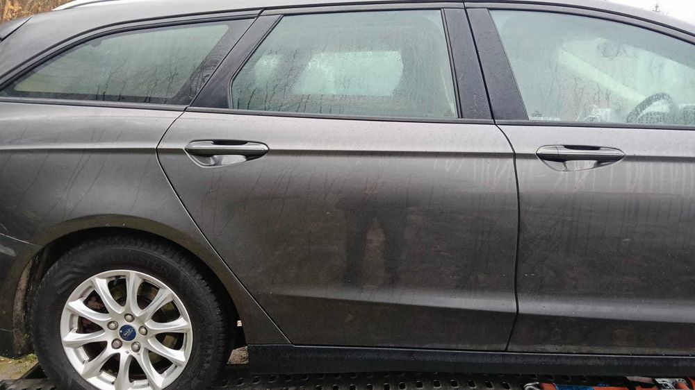 Mondeo mk5 ND drzwi tył prawe, lewe