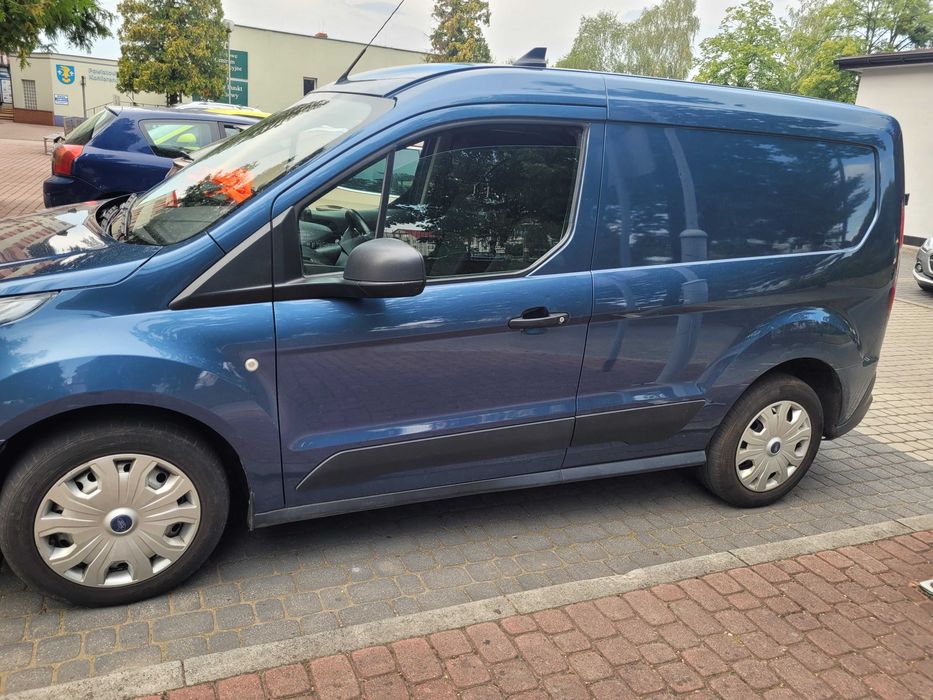 Ford transit connect 1.5 tdci faktura 23 vat