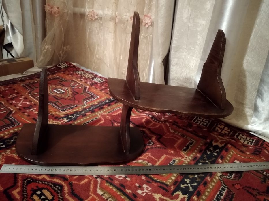 Полка полочка двойная деревянная настенная. Подвесная. Массив дерева.