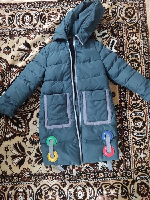 продам пальто для дівчинки