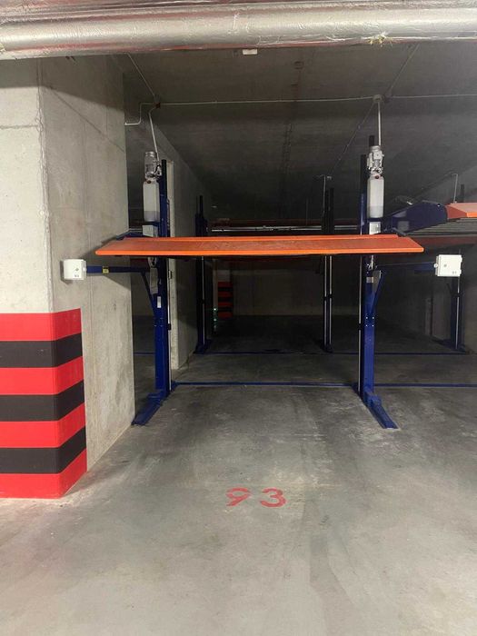 Miejsce postojowe z platformą
