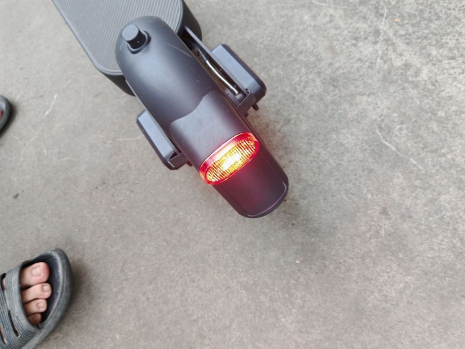 Електросамокат Xiaomi Mi Electric Scooter 4 Pro (2nd Gen). 2024 року
