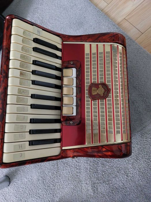 Akordeon 40 basów Weltmeister
