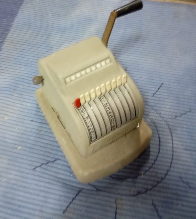 Máquina de contabilidade, muito antiga