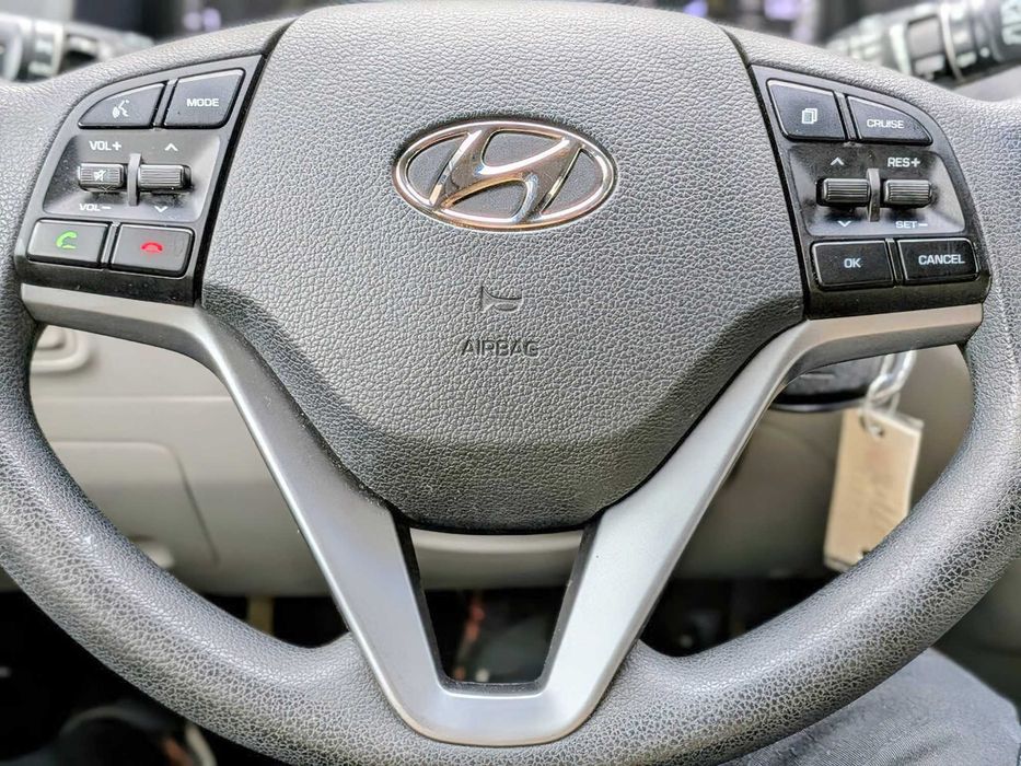 Hyundai Tucson      2016