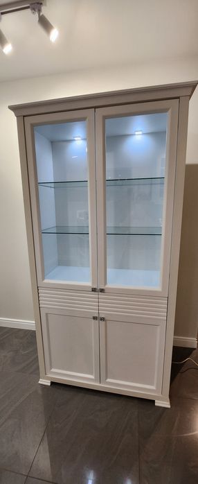 Witryna biała Jak nowa