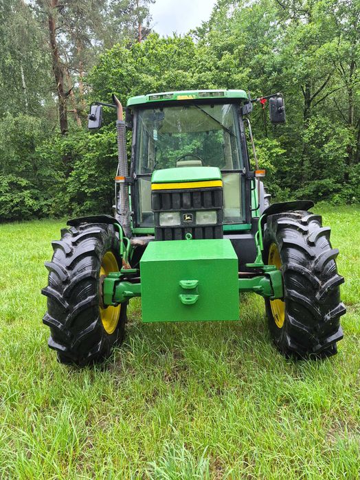 Traktor John Deere 6310