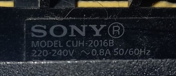 PlayStation 4 Slim 1TB  PS4 konsola pad