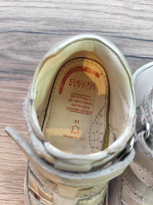 Buty dla dziewczynki Geox  21 r ( wkładka 13,3 cm)