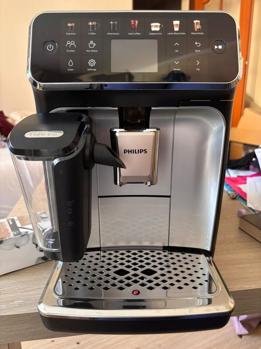 Ekspres LatteGo 4400