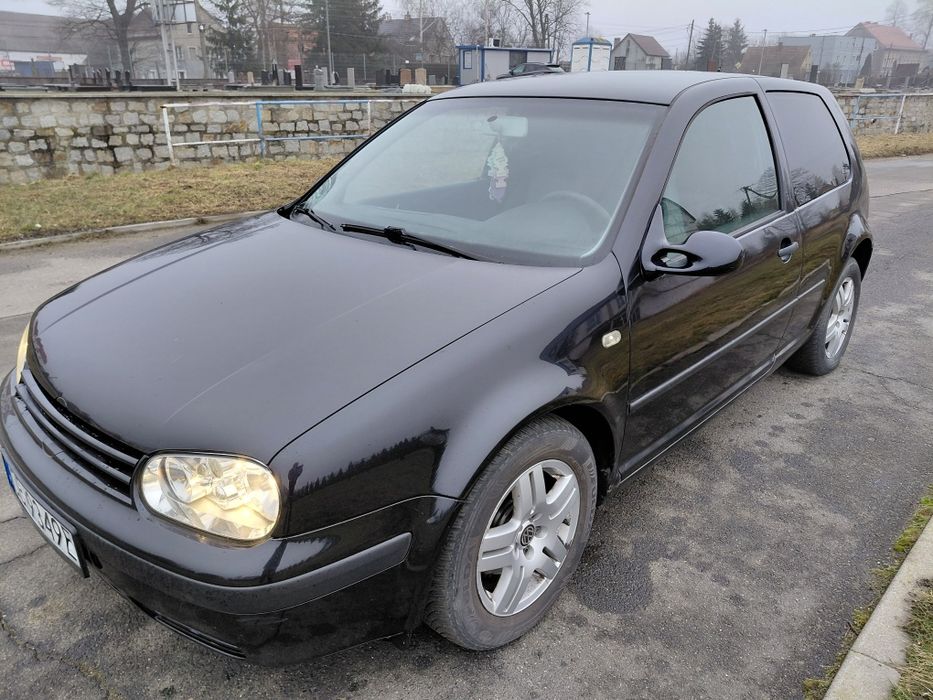 Ładny VW Golf 4 1.4cm benzyna klima bez korozji
