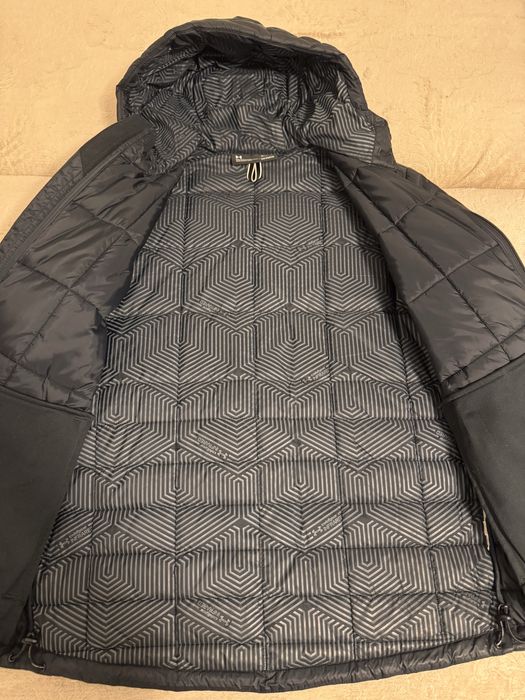 Куртка чоловіча Under Armour