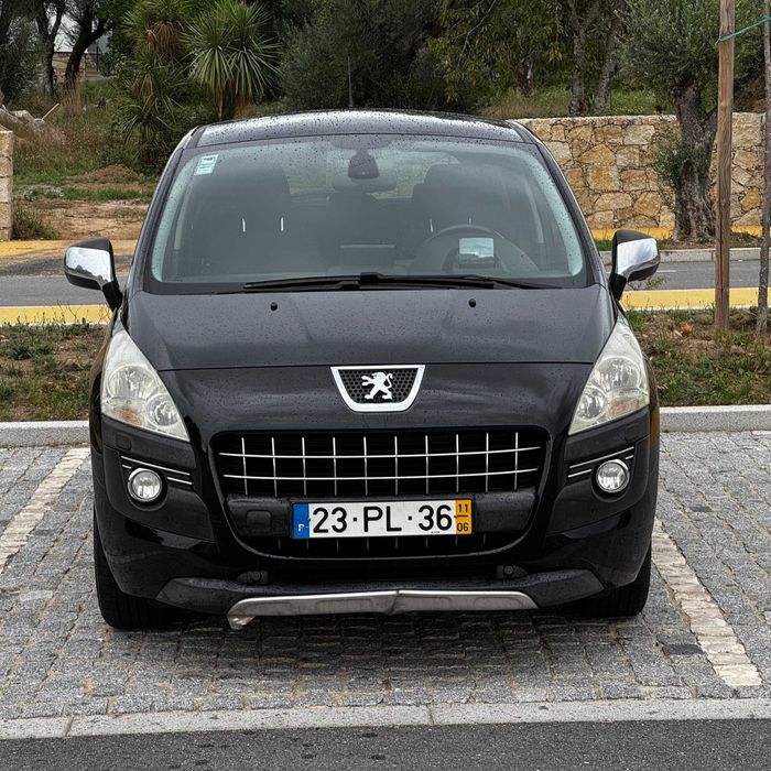 Peugeot 3008 1.6 HDi | Teto Panorâmico | Head-Up Display foto 2