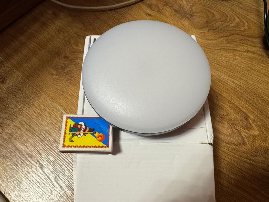 Яскравий ліхтар фонарь лампа павербанк на акумуляторі