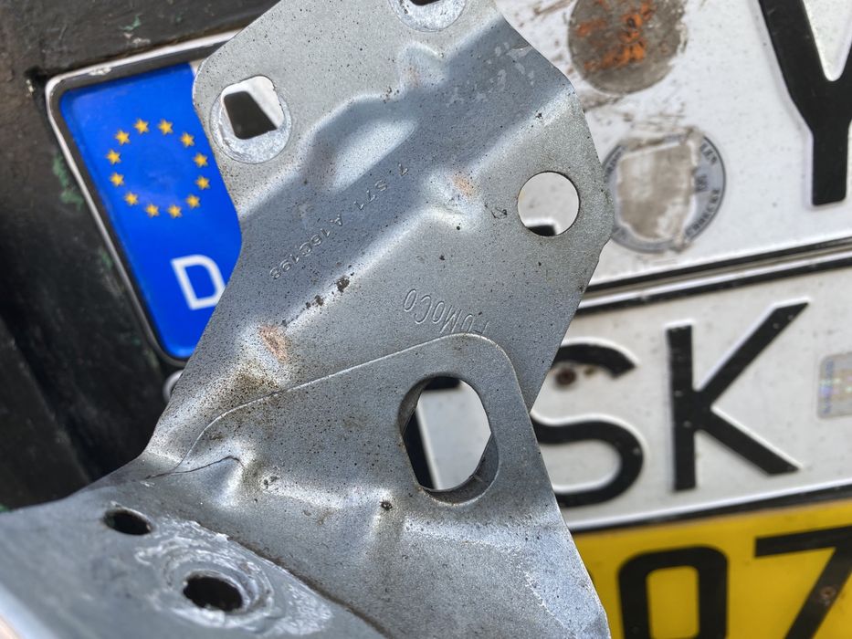 Крила передні ліве праве Ford Mondeo MK4