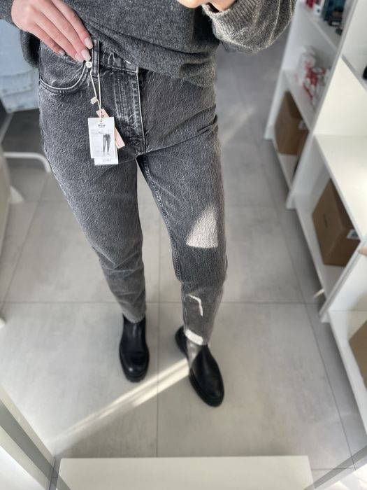 Mom джинси mango