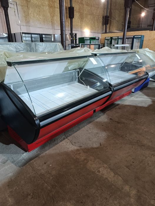 Холодильна вітрина