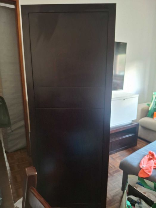 Movel para sala de televisão e garrafeira