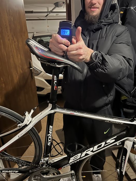 Sprzedam rower szosowy CARBON ULTEGRA