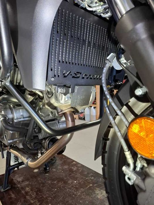 Osłona Chłodnicy SUZUKI V-STROM - 6 5 0 (2 i 3 gen) 2 0 1 2  2 0 2 4