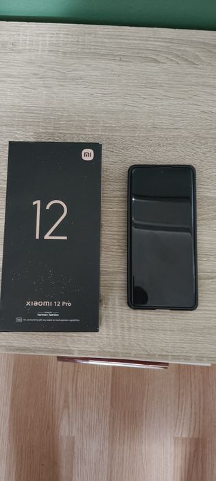 Sprzedam telefon Xiaomi 12 PRO Grey 256gb