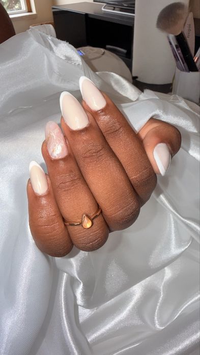 Serviço de unhas de gel e gelinho