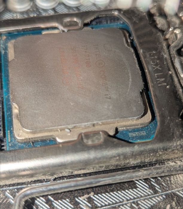 Intel Core i7-7700