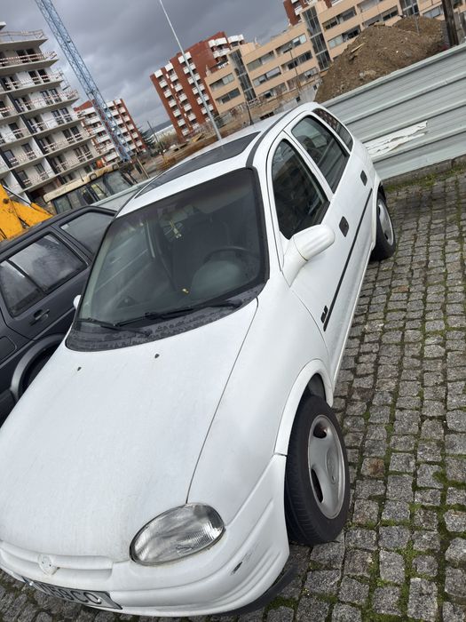 Opel corsa B 1.2  GLS