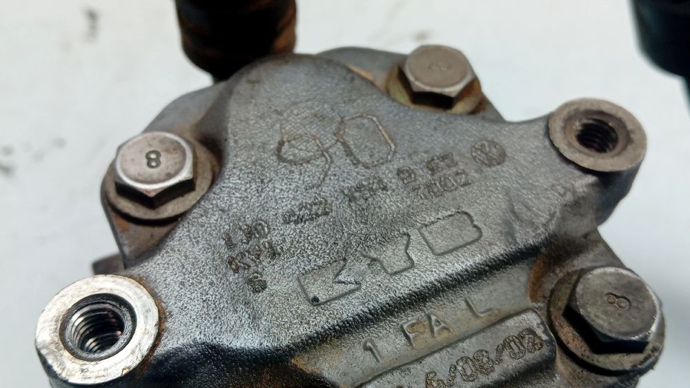 Bomba de direção VOLKSWAGEN Golf IV (1J1)