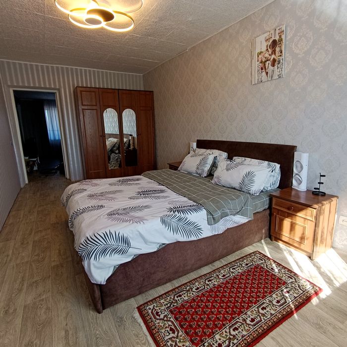 Здам подобово 2-х кім. кв.біля центально ринку