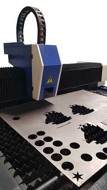 Лазерна порізка металу