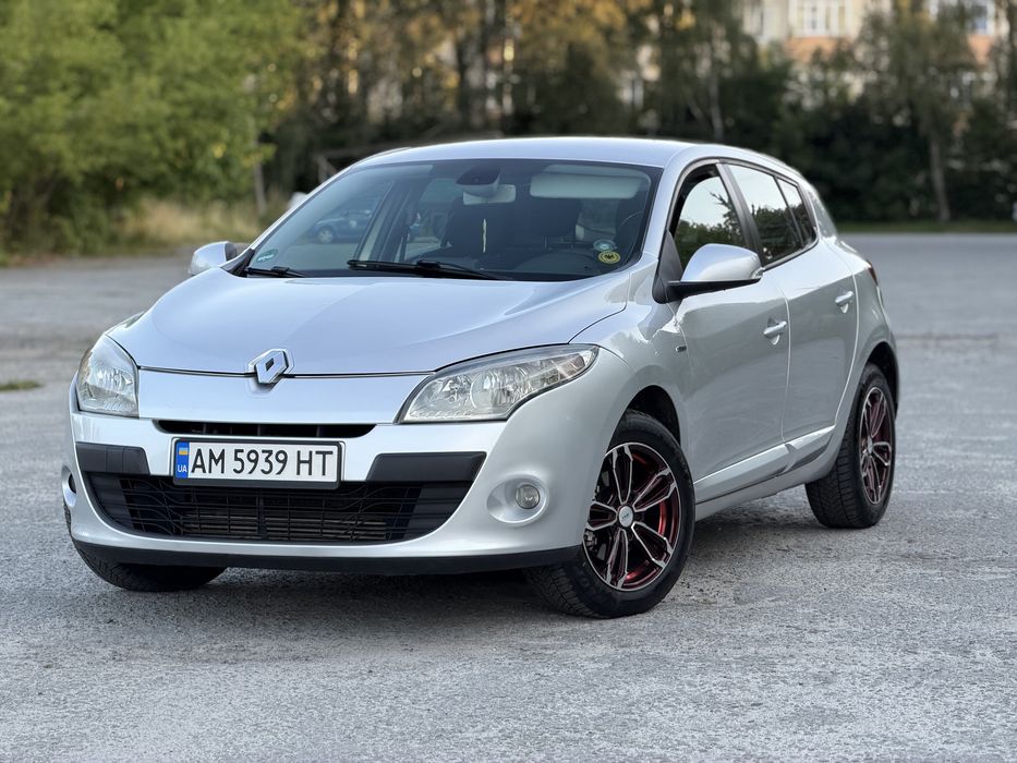 Renault Megane 3 2011 рік 1.5 дизель К9К Не фарбований Обслужений Limited Edition