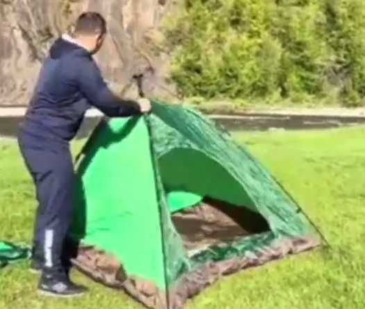 Намет 4 місний автоматичний