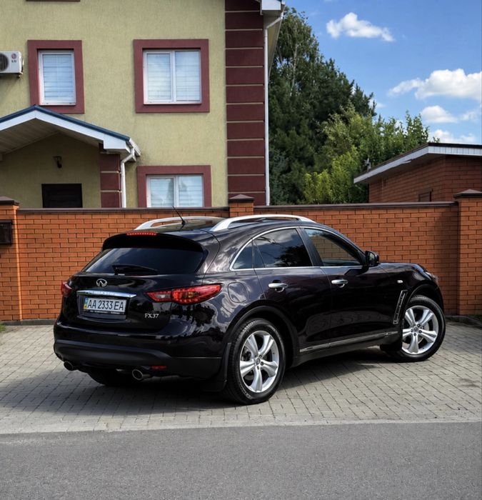 Infiniti FX 37 2010