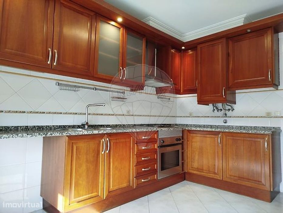Apartamento T2 para arrendamento