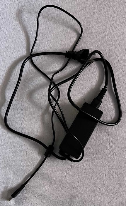 Lenovo ThinkPad X1 Carbon Laptop: Intel Core i5, 8GB RAM, 256GB SSD64740903789313123