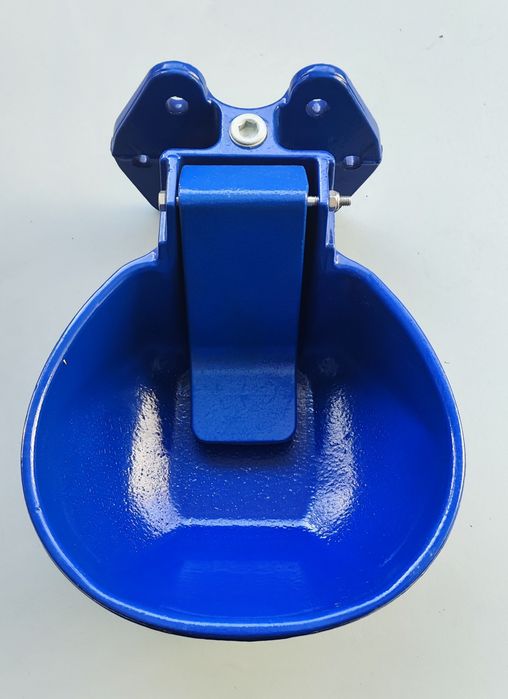 Поїлка для корів