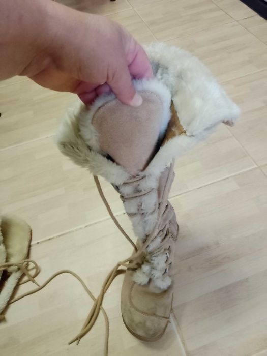 Botas Aldo n 37 com pêlo