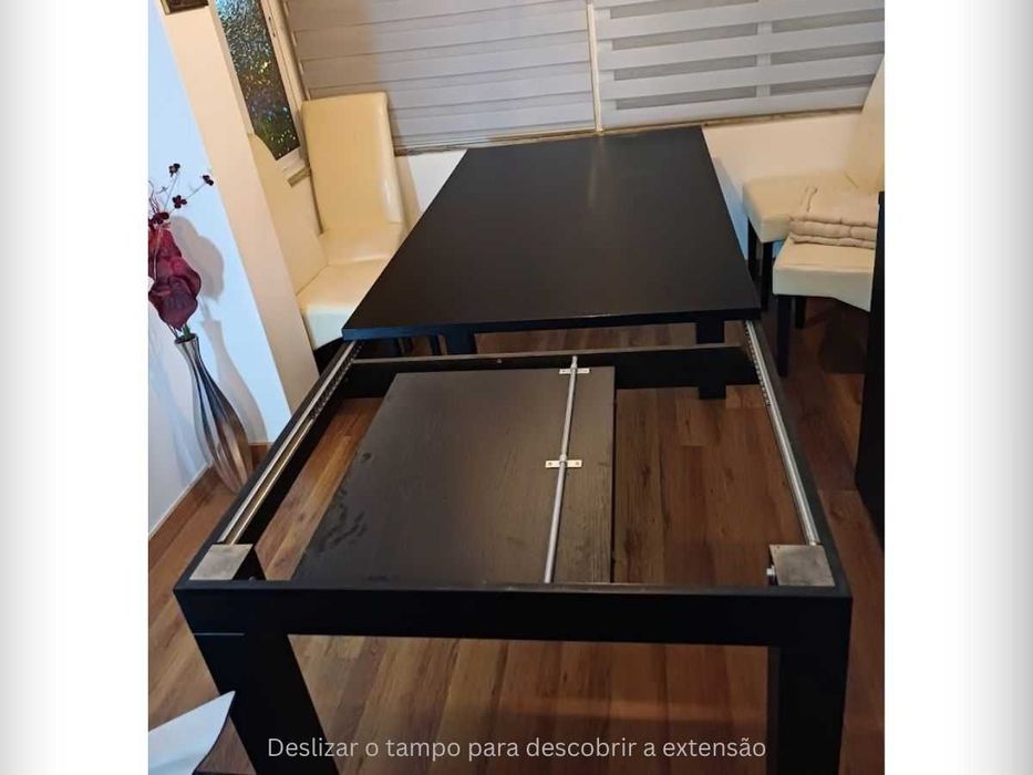 Mesa Extensível em Carvalho Francês Preto — Madeira Maciça 160cm