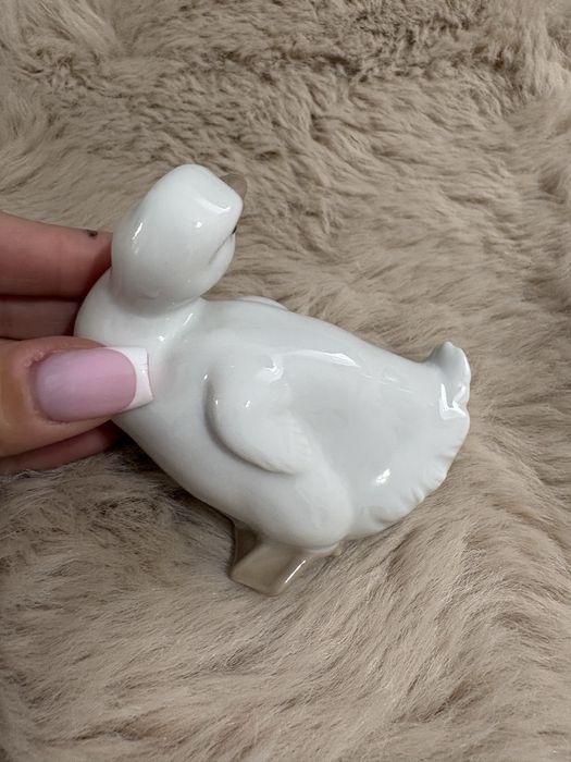 porcelanowa kaczuszka marki Nao