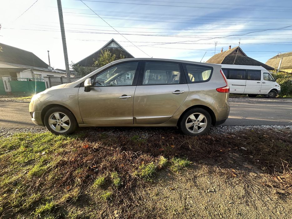 Кузов четверть порог криша на Рено Гранд Сценік 3 Renault Scenic 3