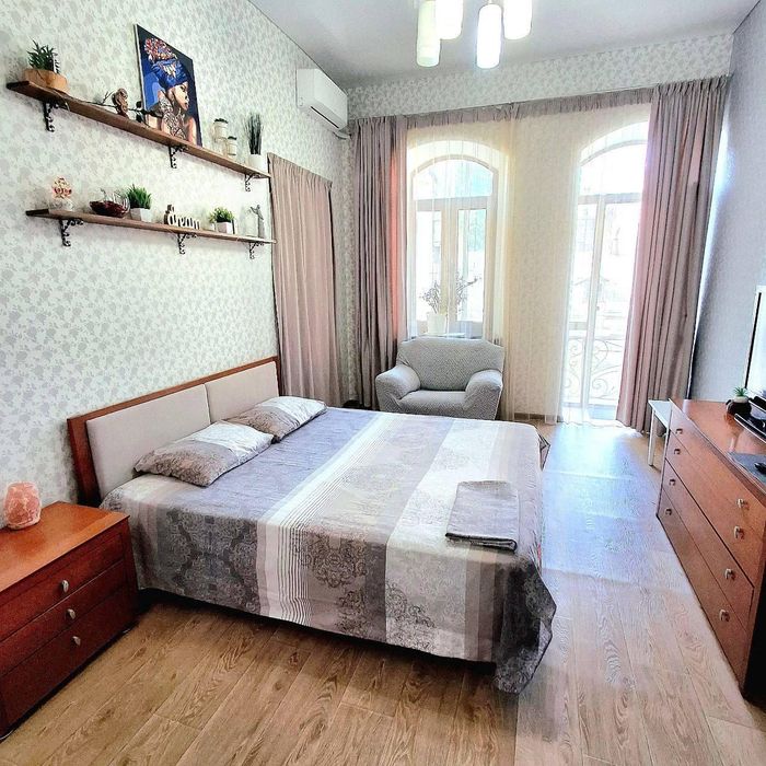 2к квартира в самому центрі, з ремонтом та АГВ! Програми! (3-339-143)