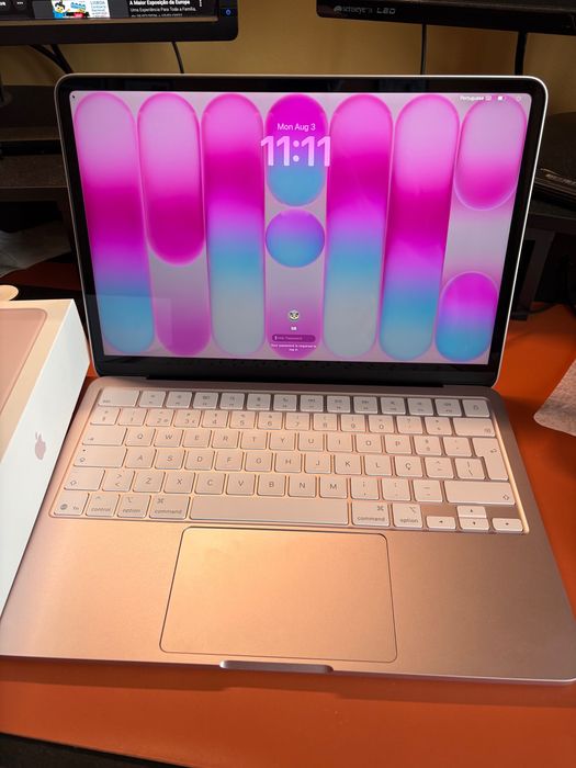 Apple MacBook Neo