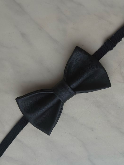 Краватка метелик , шкіро зам