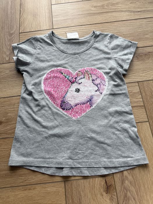 T-shirt z cekinami