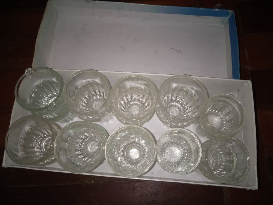 Сервіз "Рожеві квіти" новий